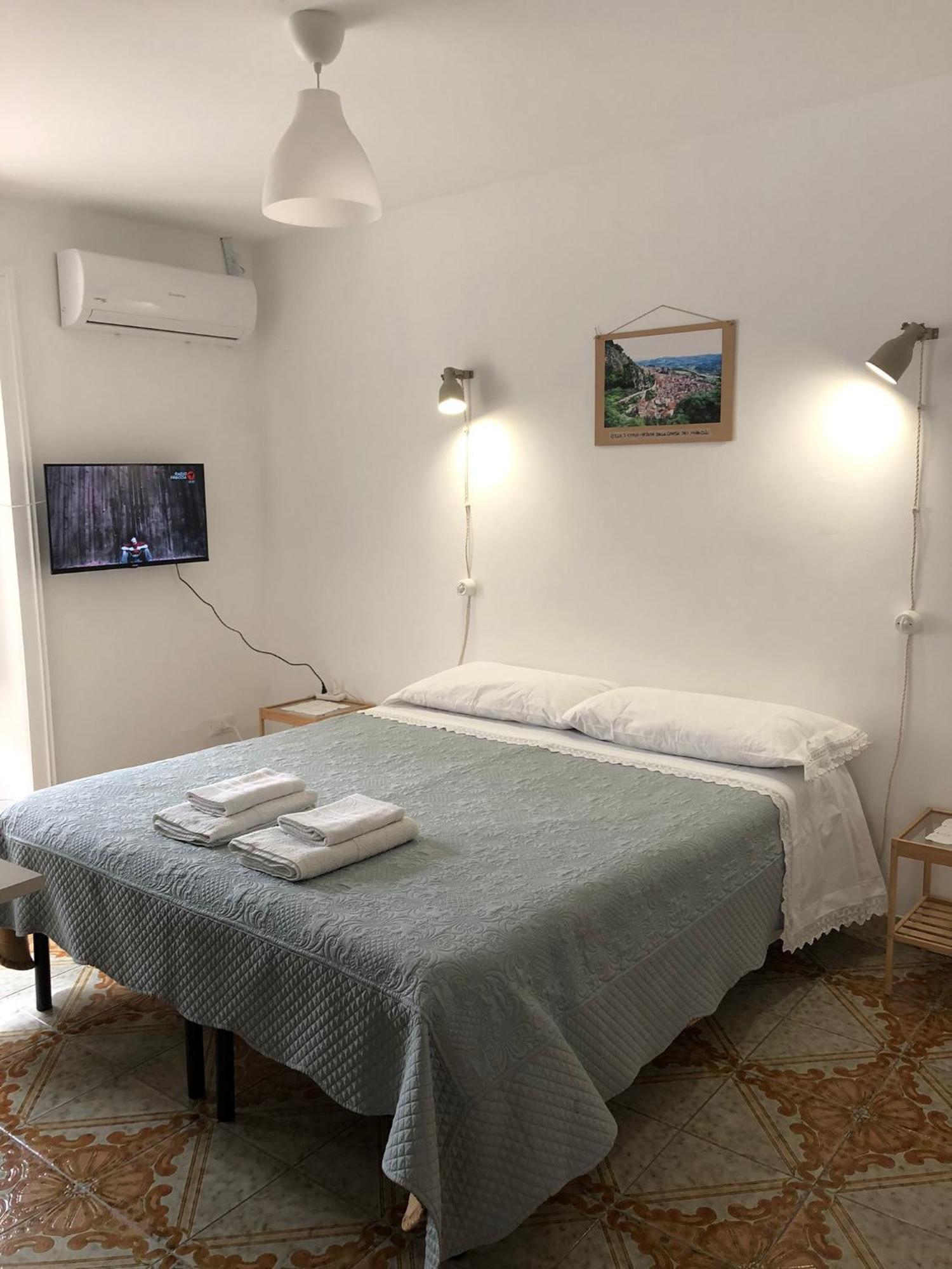 Casa Paradiso Castronuovo di Sicilia Экстерьер фото